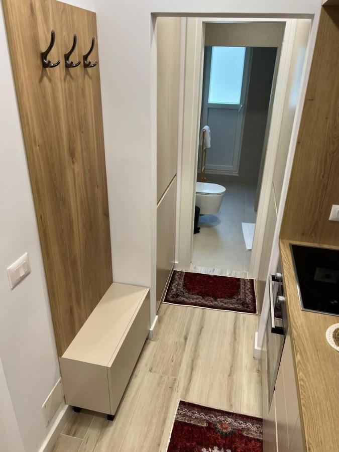 Smart Home , Lovely Apartment In Tirana Exterior foto